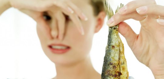 Запах гнилой рыбы - главный симптом гарднереллеза